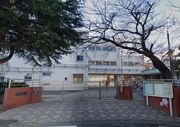 新築戸建 横浜市鶴見区東寺尾218①(横浜市立寺尾小学校)