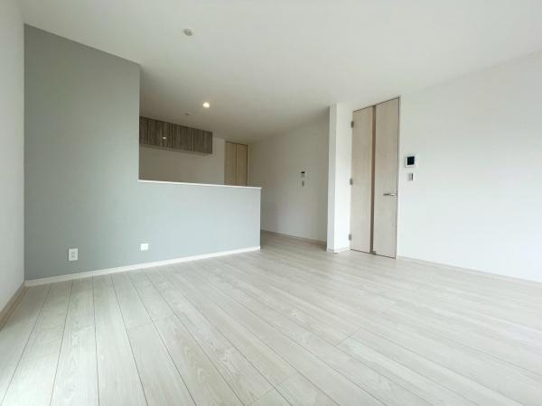 横浜市瀬谷区二ツ橋町　新築分譲住宅全2棟　1号棟