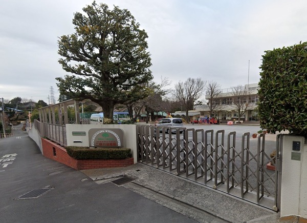 横浜市旭区四季美台の新築一戸建(認定こども園二俣川幼稚園)