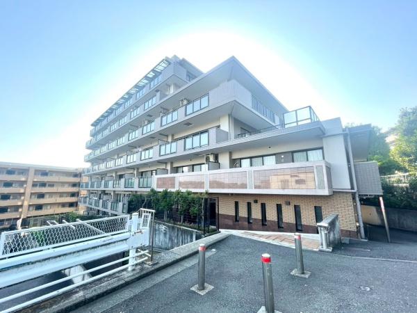 ビッグヴァンパークヒルズ小机