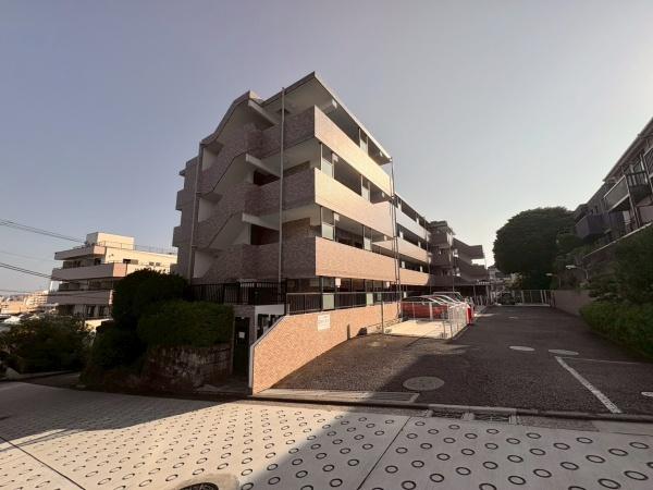 アルカサル岸谷