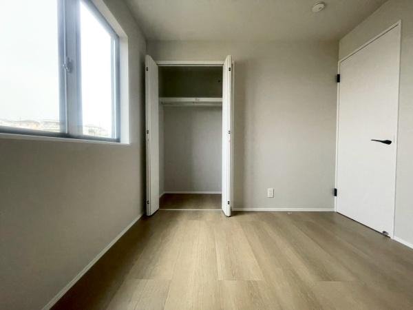 新築戸建 日吉本町5丁目(収納)