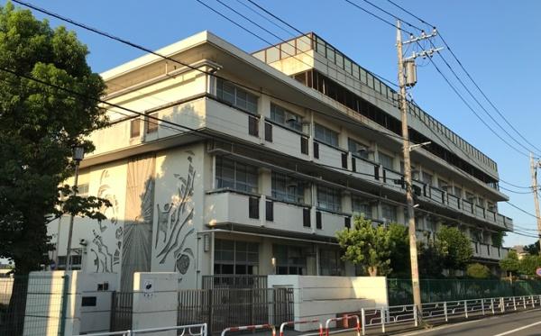 ハイラーク横浜白山(横浜市立緑小学校)