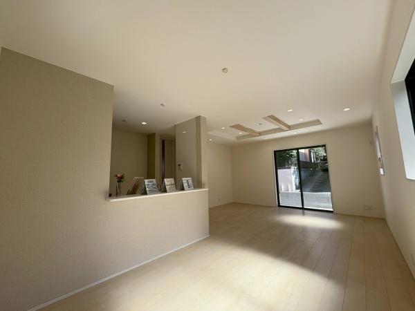 新築戸建　横浜市金沢区長浜2丁目　2号棟