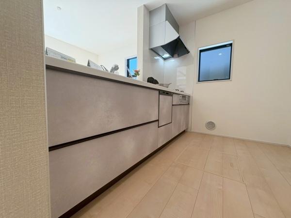 新築戸建　横浜市金沢区長浜2丁目　2号棟