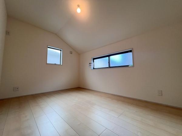 新築戸建　横浜市南区別所中里台全9棟　2号棟