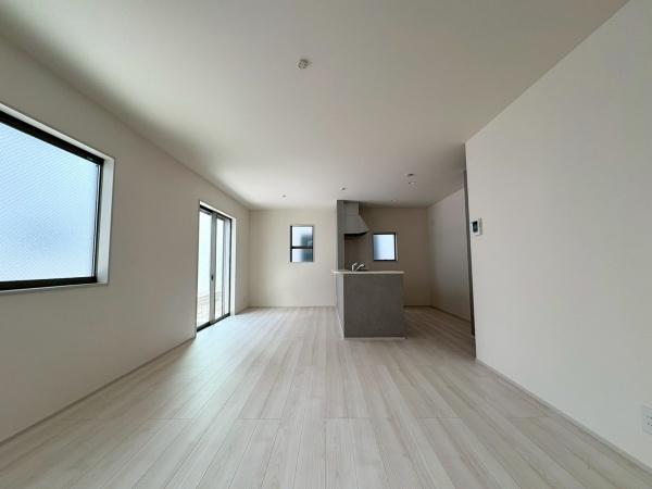 新築戸建　横浜市南区別所中里台全9棟　8号棟