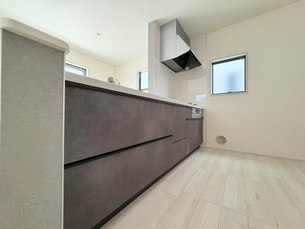 新築戸建　横浜市南区別所中里台全9棟　8号棟