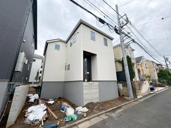 新築戸建　横浜市南区別所中里台全9棟　9号棟