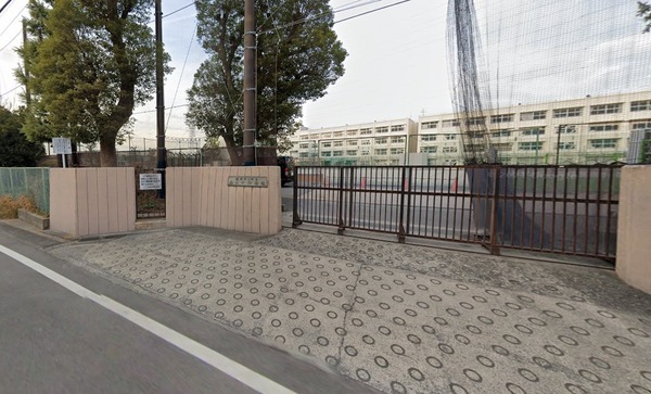 エスペランサ第３青葉台(横浜市立谷本中学校)