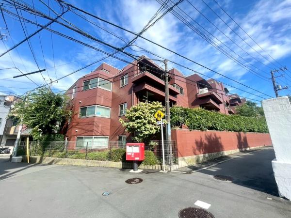 サニーウェル三渓園西館