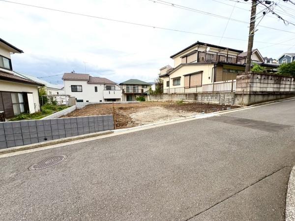 新築戸建 横浜市保土ヶ谷区新井町 1号棟(前面道路含む現地写真)
