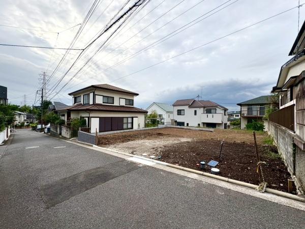 新築戸建 横浜市保土ヶ谷区新井町 1号棟(前面道路含む現地写真)