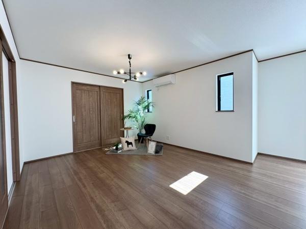 新築戸建 旭区今宿2丁目(リビング)