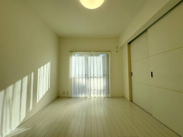 フローレンスパレス左近山(洋室)