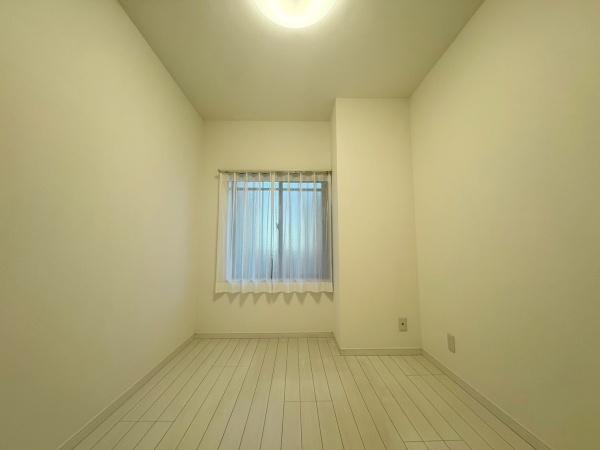 フローレンスパレス左近山(洋室)