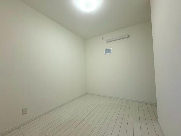 フローレンスパレス左近山(洋室)