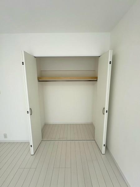 フローレンスパレス左近山(収納)