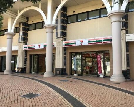 横浜ハイツ(セブンイレブン横浜平沼橋駅前店)