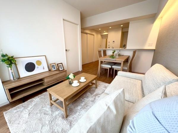 東神奈川グリーンマンション(リビング)