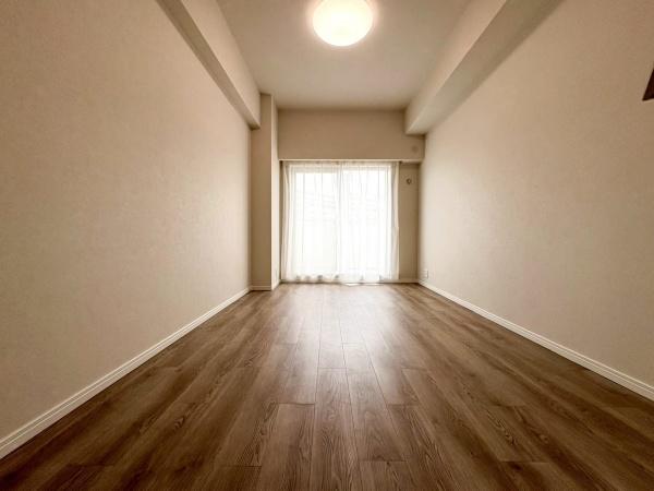 シティウインズイルパティオ(洋室)