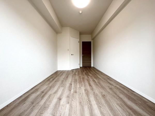 シティウインズイルパティオ(洋室)