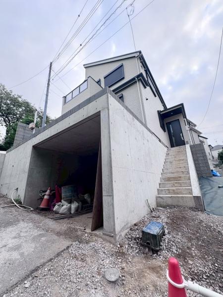 新築戸建　ウインビュ飯島町　B号棟