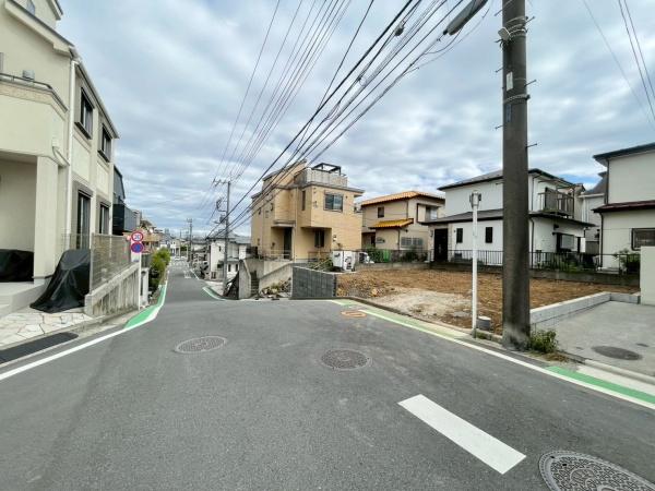 新築戸建　保土ヶ谷区法泉208①