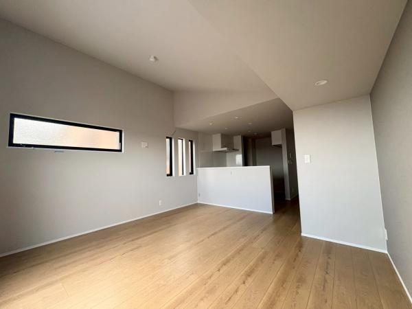 築浅戸建　戸塚区戸塚町　２号棟