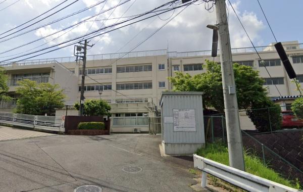 池辺町スカイハイツ(横浜市立都田中学校)