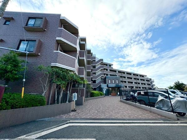 ニューパース横濱弘明寺