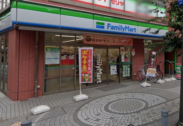 ニックハイム鶴見千代田ビル(ファミリーマート京急鶴見駅前店)