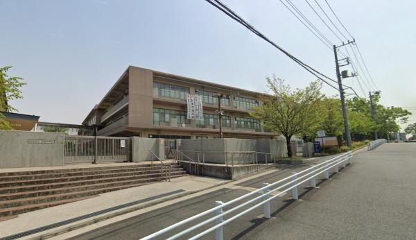 ライオンズヴィアーレ港北ニュータウン(横浜市立早渕中学校)