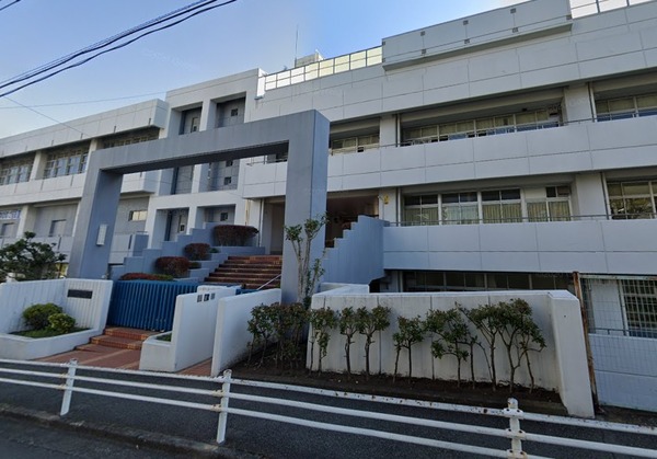 ニューシティ東戸塚南の街１号館(横浜市立品濃小学校)