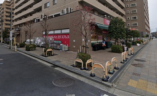 ライオンズマンション千歳(マックスバリュエクスプレス横浜吉野町店)