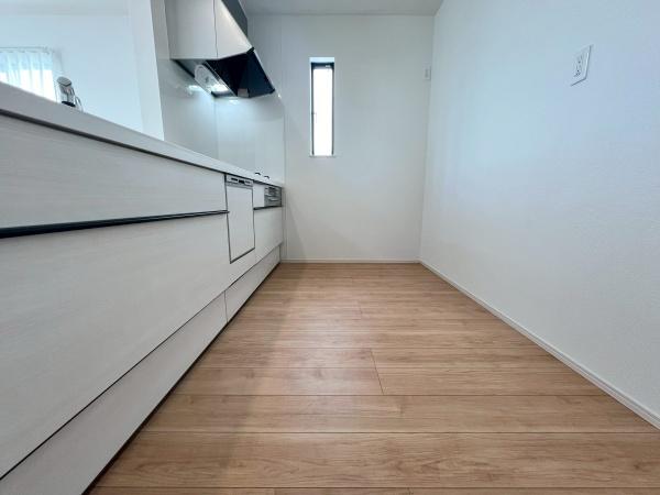 新築戸建　西区東久保町167番　B号棟
