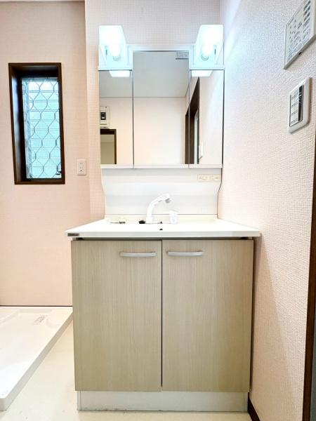 横浜市戸塚区影取町の中古一戸建て(洗面台・洗面所)