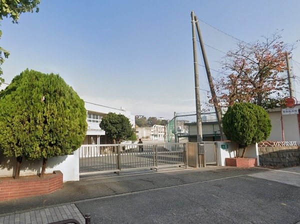 プレミスト上大岡(横浜市立港南中学校)