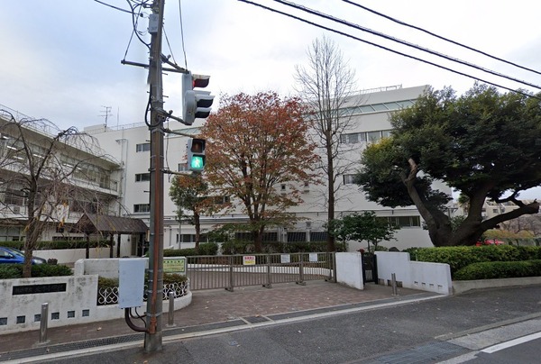 新山下ベイシティ第六号館(横浜市立北方小学校)