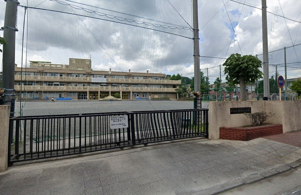 弘明寺パークハイツ(横浜市立大岡小学校)