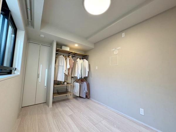 オープンレジデンシア横浜台町(寝室)