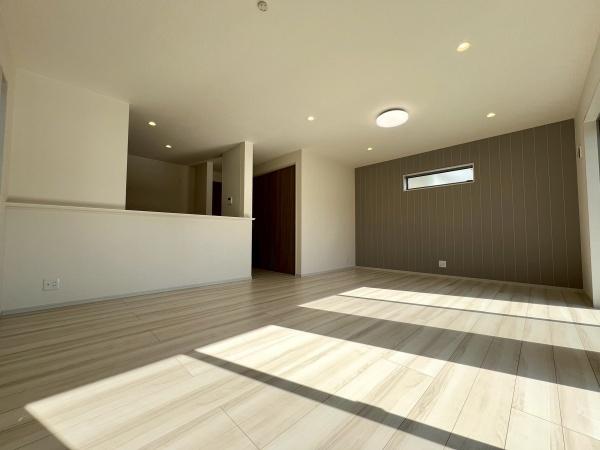 新築戸建　旭区上白根町