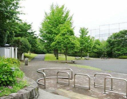 ニックシルクハイム三ツ沢桜台(片倉自然公園)