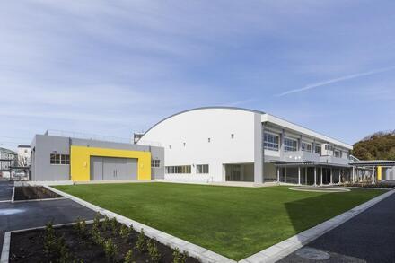 サンステージ緑園都市東の街７番館(横浜市立緑園義務教育学校)