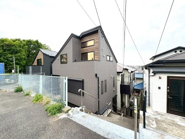 新築戸建　保土ヶ谷区明神台　B棟