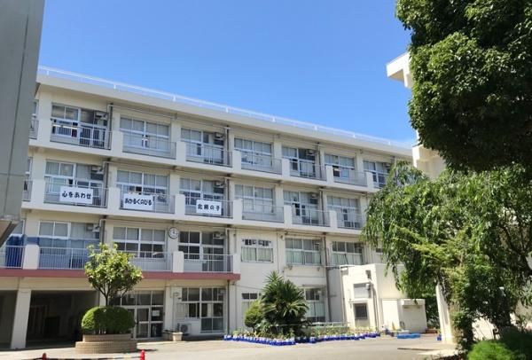 綱島住宅(横浜市立北綱島小学校)