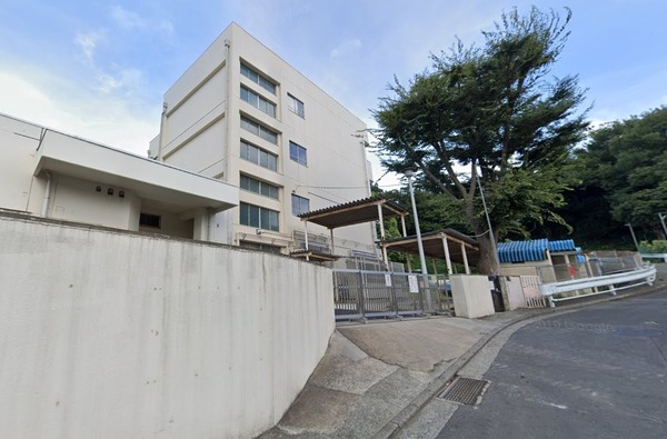 クレッセントユーパリノスの丘パームヒルズ(横浜市立獅子ケ谷小学校)