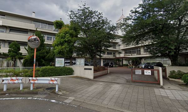 新山下ベイシティ６号棟(横浜市立大鳥中学校)