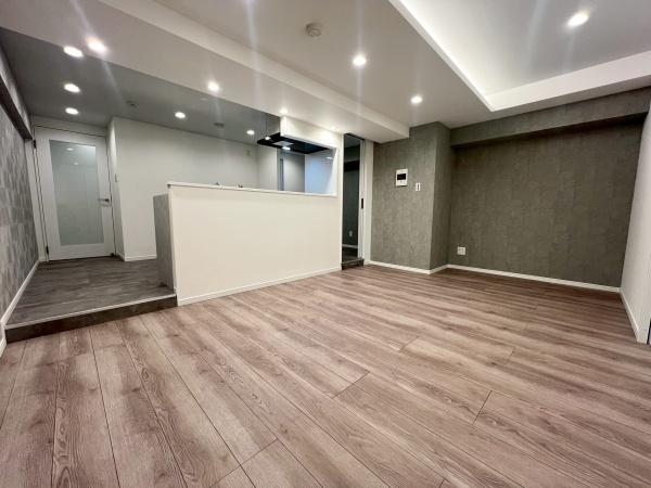 新山下ベイシティ６号棟