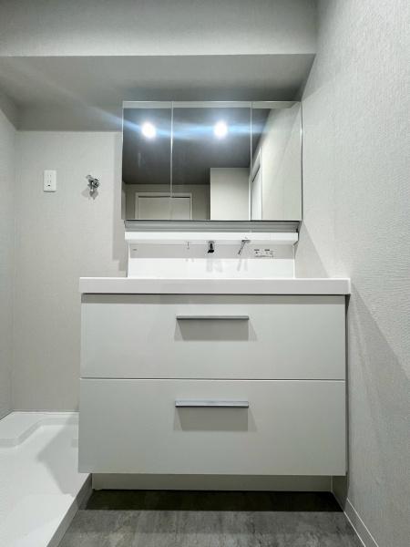 新山下ベイシティ６号棟